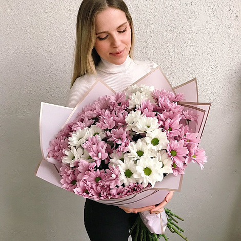 Букет из 15 кустовых хризантем