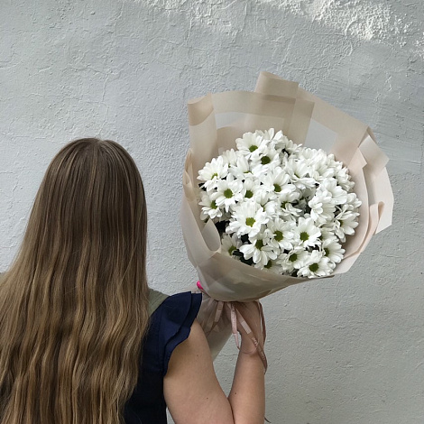 Букет из 7 кустовых хризантем