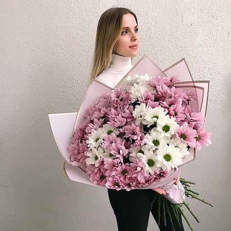 Букет из 15 кустовых хризантем