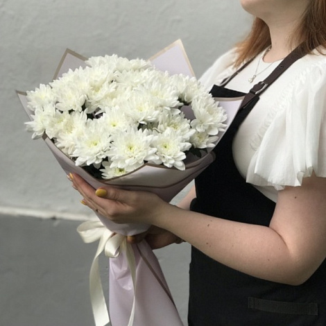 Букет из 5ти кустовых хризантем