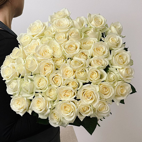 Букет из 51 белой розы