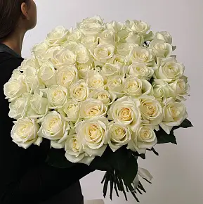 Букет из 51 белой розы